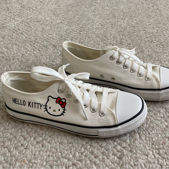White hello kitty sneakers - Picture 1 of 5